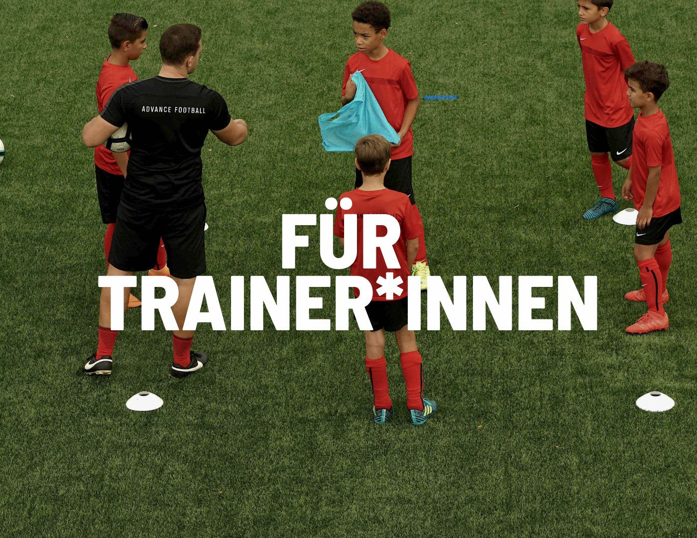 Für Trainer & Trainerinnen aus dem Jugendfußball und Kinderfußball